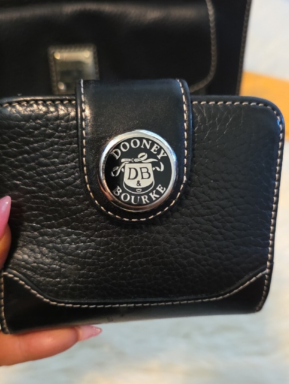 Dooney & Bourke Black Leather Tote with Coin Wallet and Contrast Stitching - Picture 3 of 8